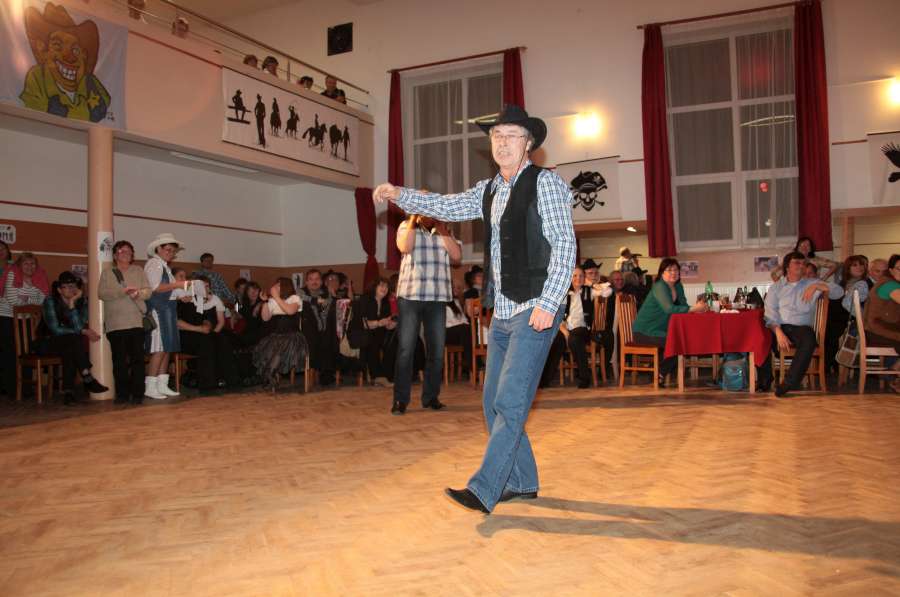 140315_CountryBal_058-900